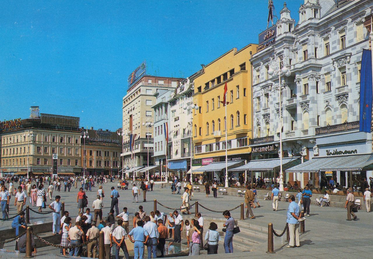 Trg Republike (današnji Trg bana Jelačića) oko 1987. godine, sjeverna strana